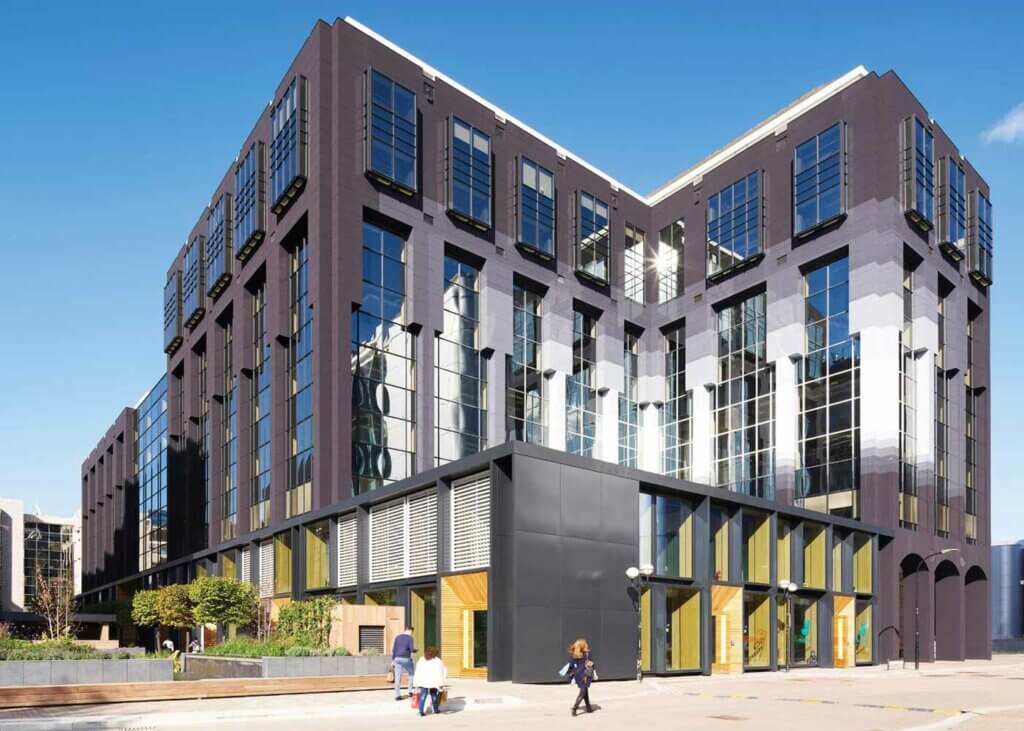 Study In London (PPC) (Portuguese) 451 campus