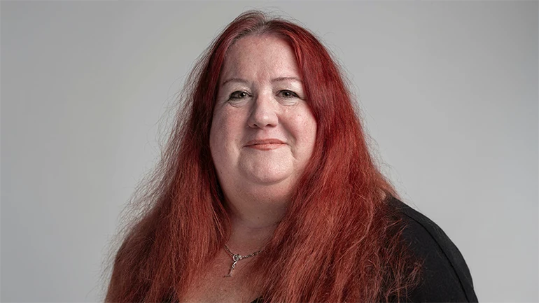 Dr Laurie Walder