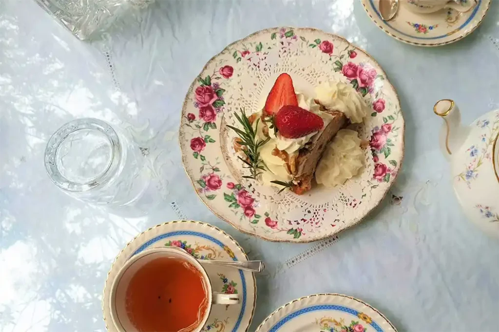 Student life in London 13 Afternoon tea